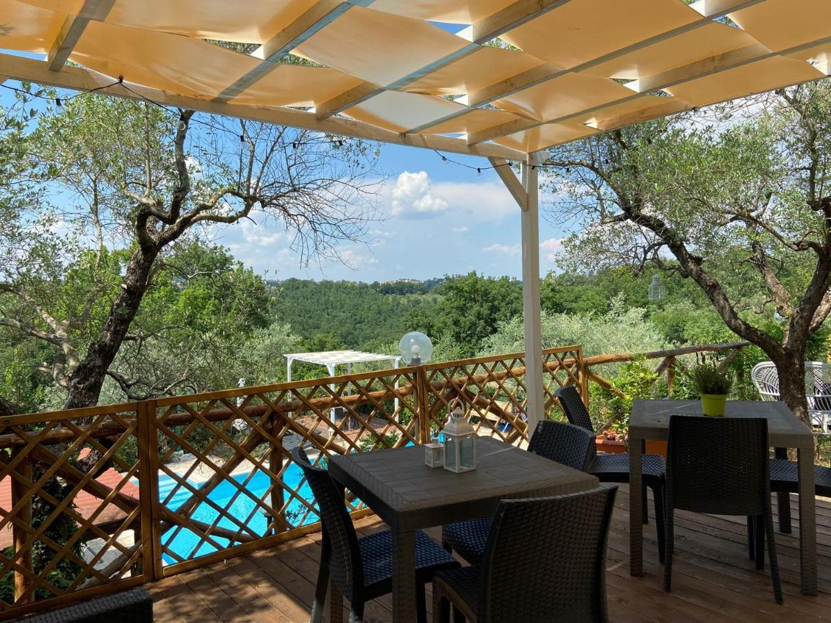 Apartamento Il Poggio Degli Ulivi Collicello Exterior foto