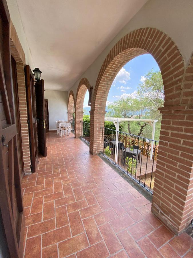 Apartamento Il Poggio Degli Ulivi Collicello Exterior foto